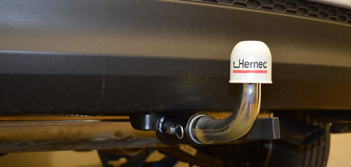 Zložljiv nosilec električne vtičnice